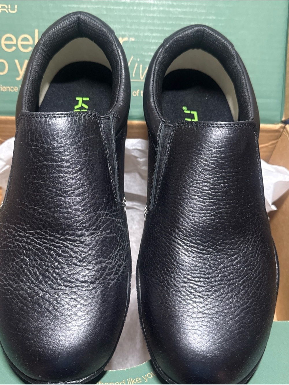 Kuru Slip-On Black Leather Men’s 9.5 wide Shoes